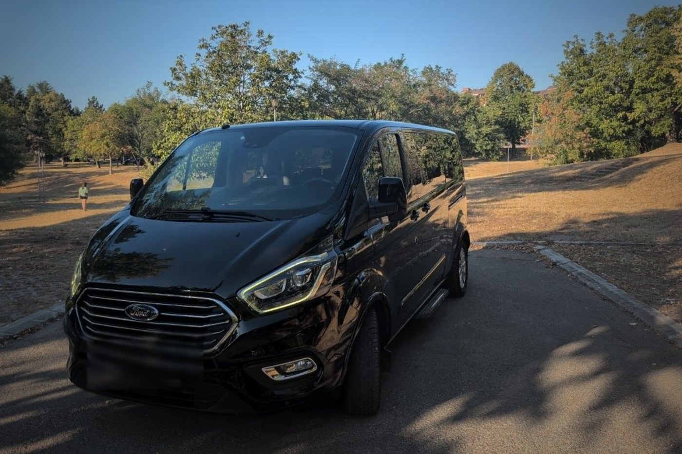 Black Ford Tourneo Custom private transfer vehicle in Belgrade
