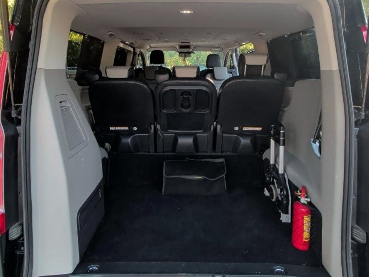 Open boot of the Ford Tourneo Custom showing the 2000-litre luggage compartment